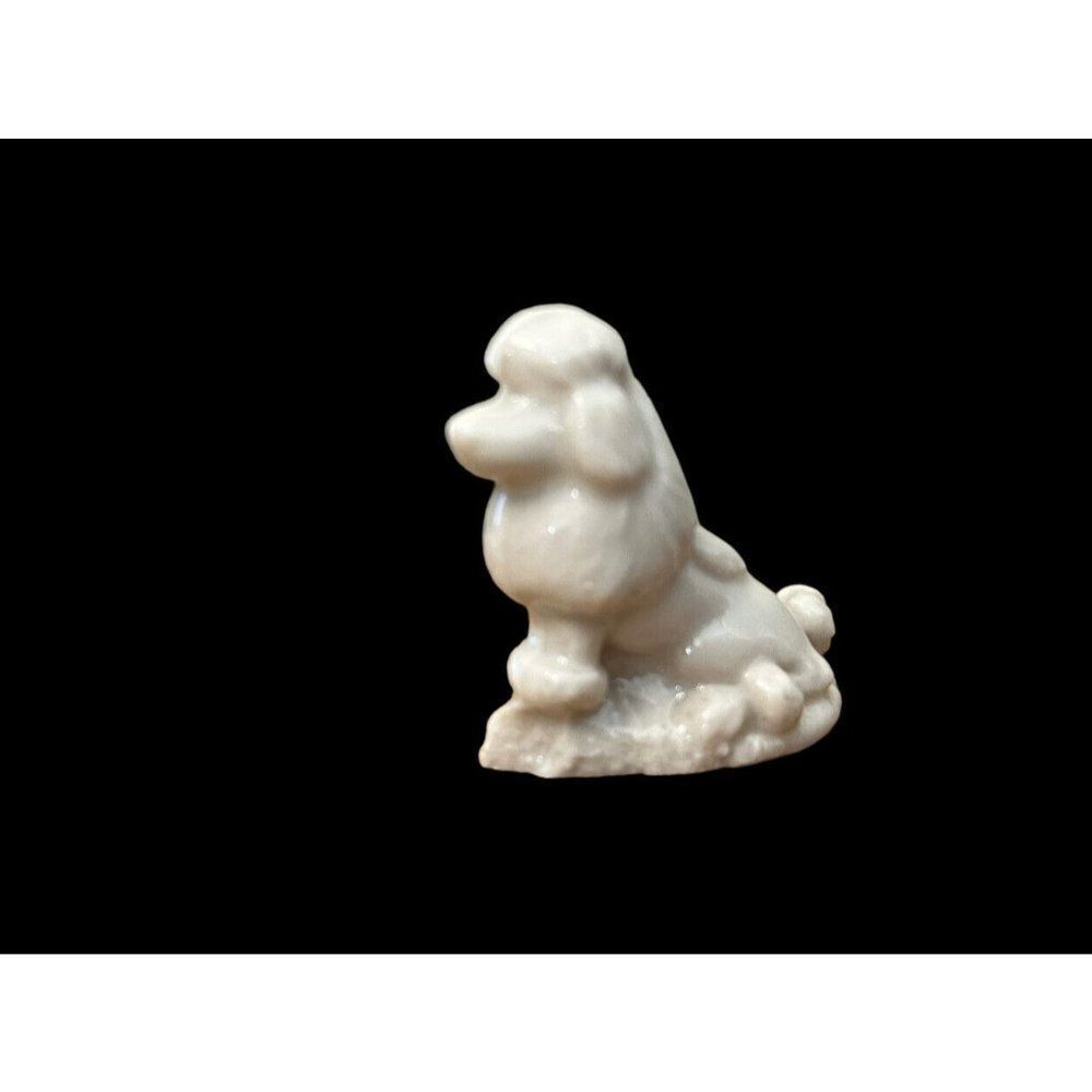Wade Ceramic White Poodle Dog Figurine Whimsies Series Vtg England Miniature